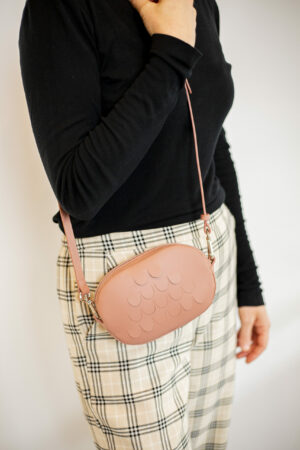 Alternative view of Oval Mini Bag | Ovaal Mini Handtas | Roze/Rose - Mieke Dierckx