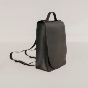 backpack-black-structured-mieke-dierckx