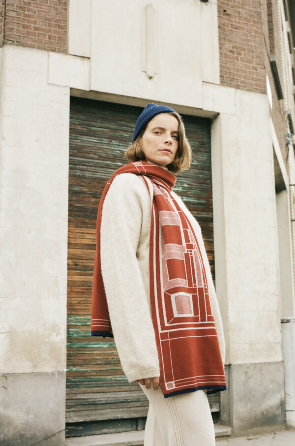 wolvis-beanie-indigo