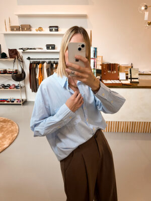 Alternative view of ELUABIRD Blouse | Blauw Gestreept - American Vintage