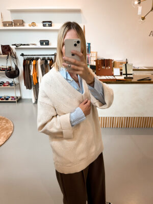 Alternative view of SLFEa Knit V-Neck | Snow White - MSCH Copenhagen