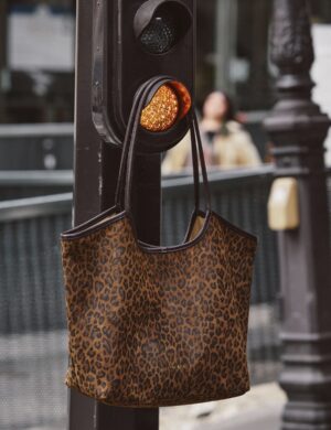 Alternative view of Milan | Leopard - Nat & Nin